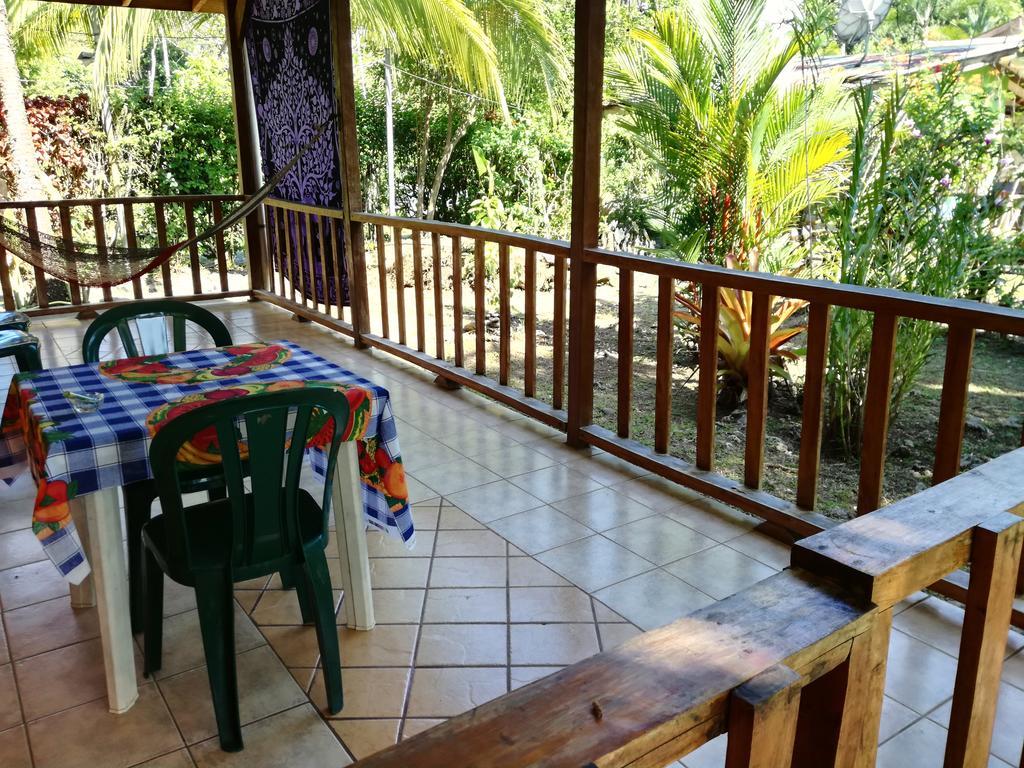 Cabinas Caribe Luna Cahuita Extérieur photo