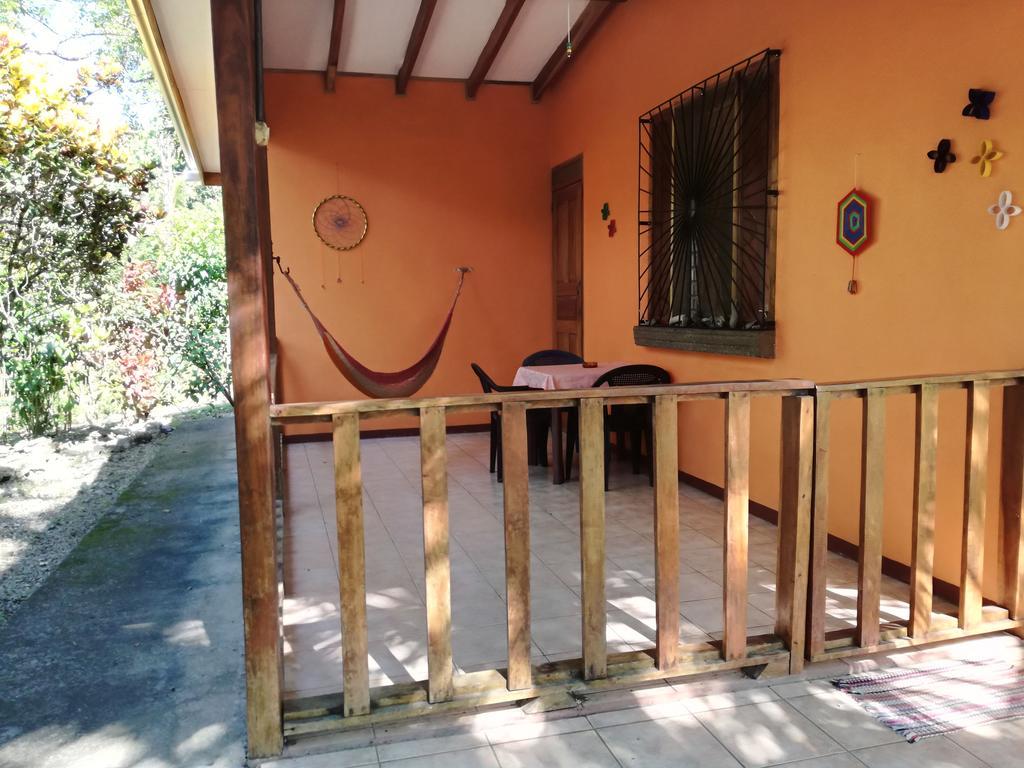 Cabinas Caribe Luna Cahuita Extérieur photo